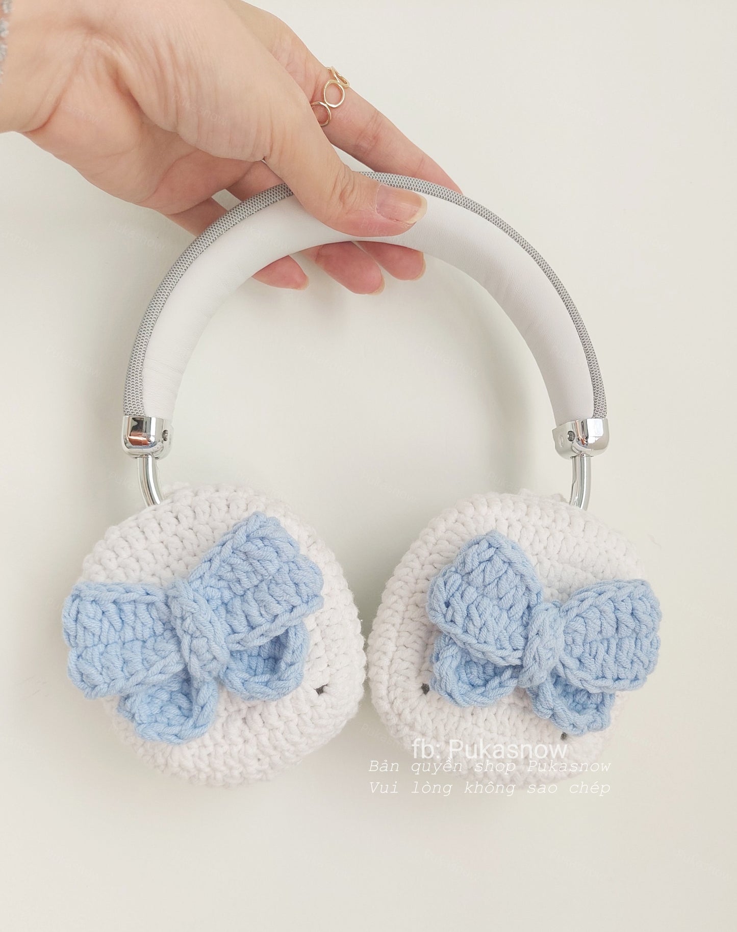 Adorable bow design headphone cover for AirPods Max, Sony, or other models